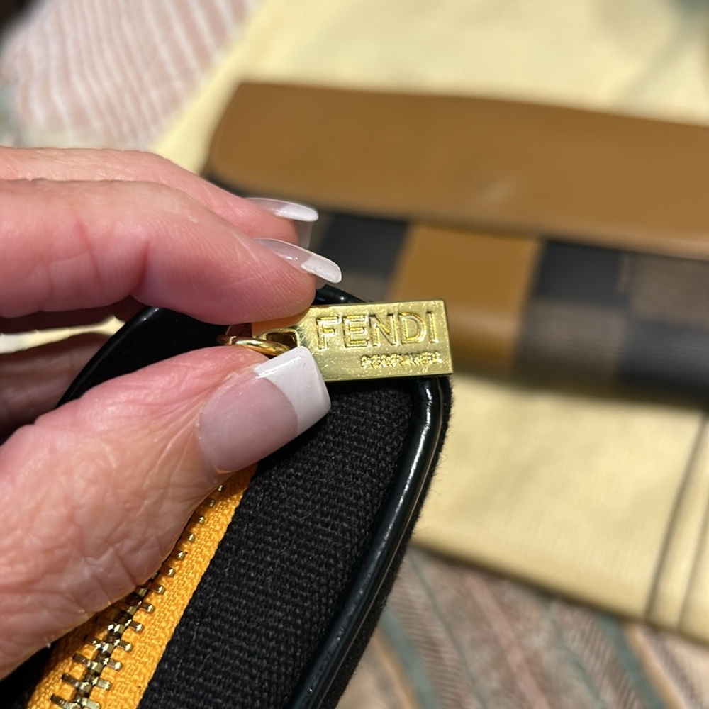 Fendi Iconic FF Logo Brown and Black purse wallet small pouch and dust bag! - Picture 15 of 16